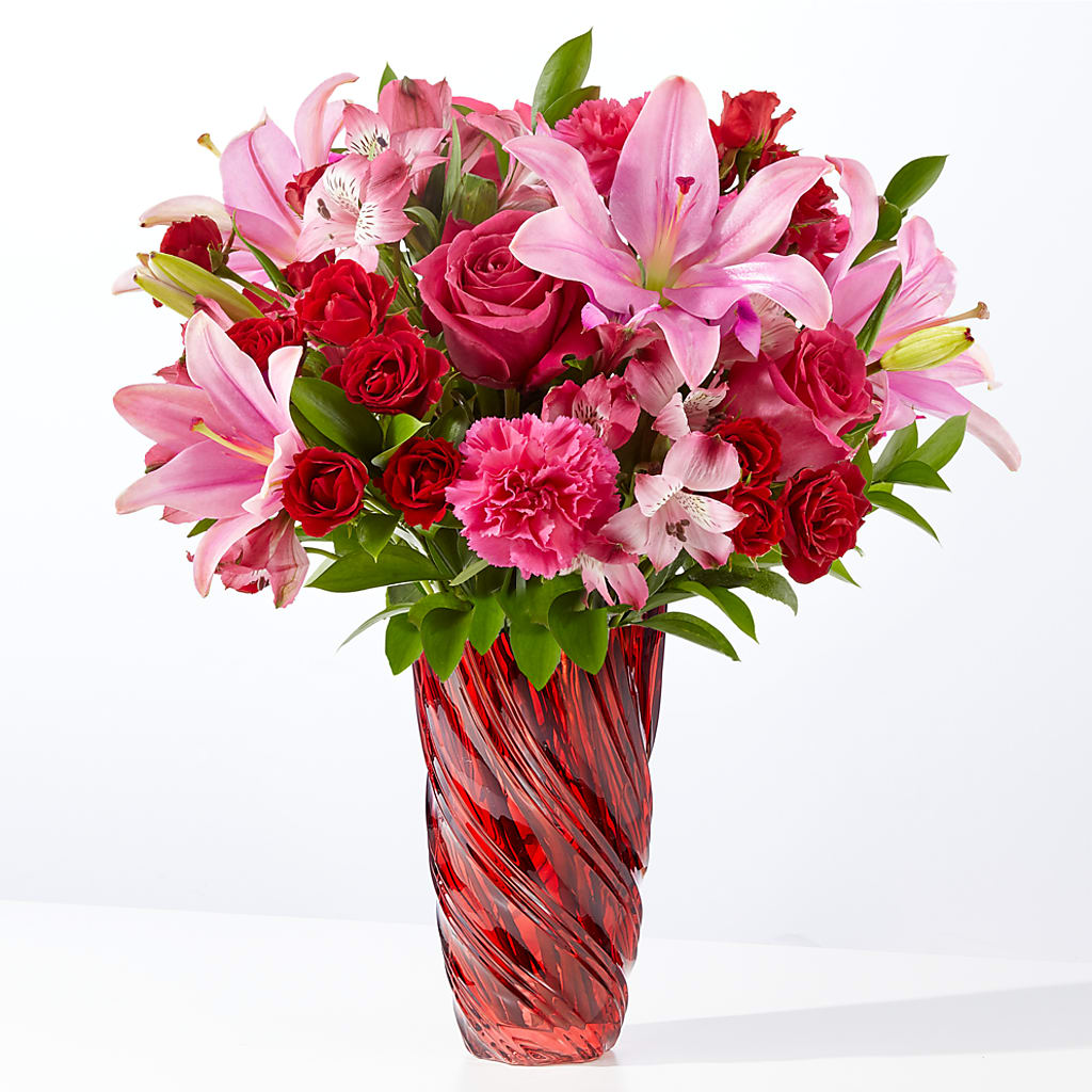 In Love Bouquet with Luxe Swirl Vase – Guilles Flower Shop And Catering, San Jose CA