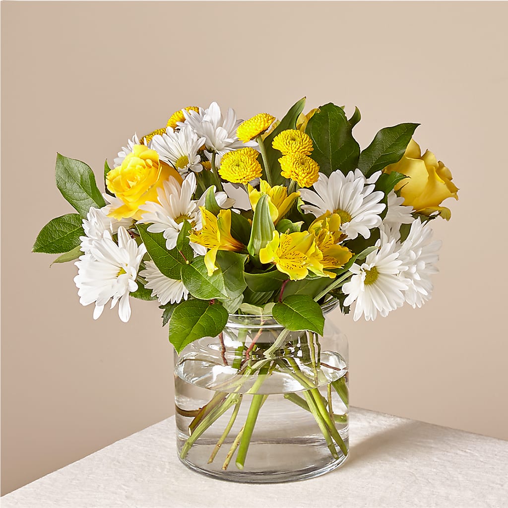 Sunny Sentiments Bouquet – Guilles Flower Shop And Catering, San Jose CA