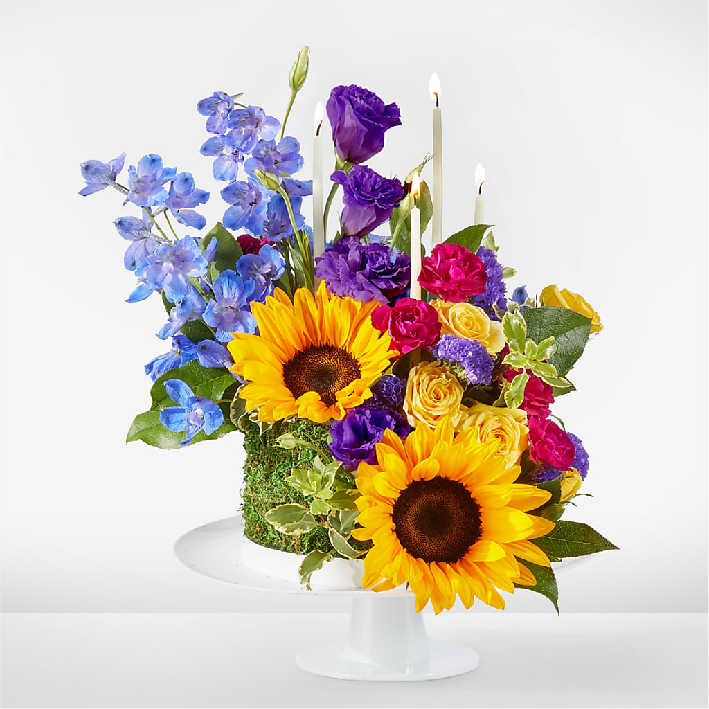 Star of the Day Floral Cake – Guilles Flower Shop And Catering, San Jose CA