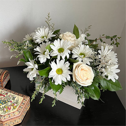 Fresh Linen Box Bouquet –  Guilles Flower Shop And Catering, San Jose CA