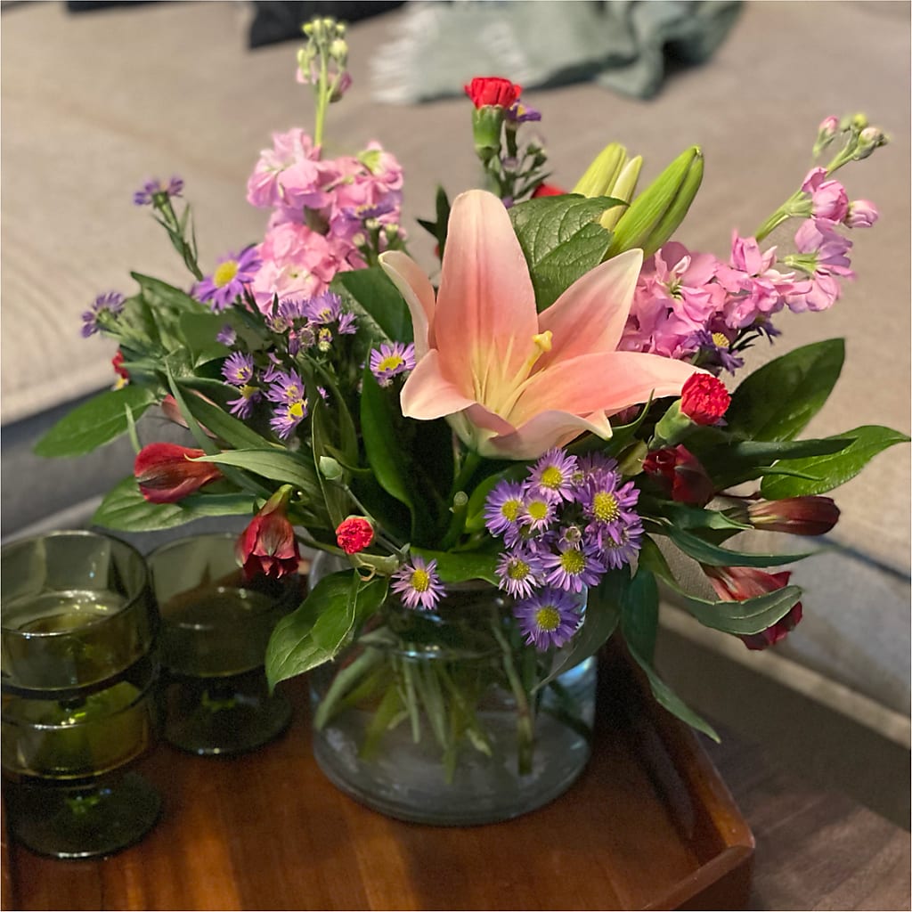 Romantique Bouquet –  Guilles Flower Shop And Catering, San Jose CA