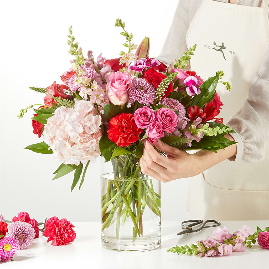 Swooning Over You - A Luxury Florist Original –  Guilles Flower Shop And Catering, San Jose CA