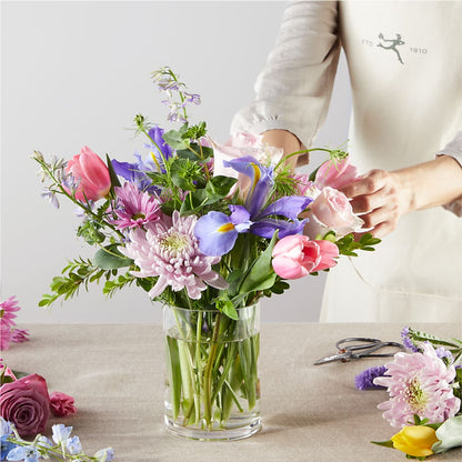 Pastel Tradition - A Florist Original –  Guilles Flower Shop And Catering, San Jose CA