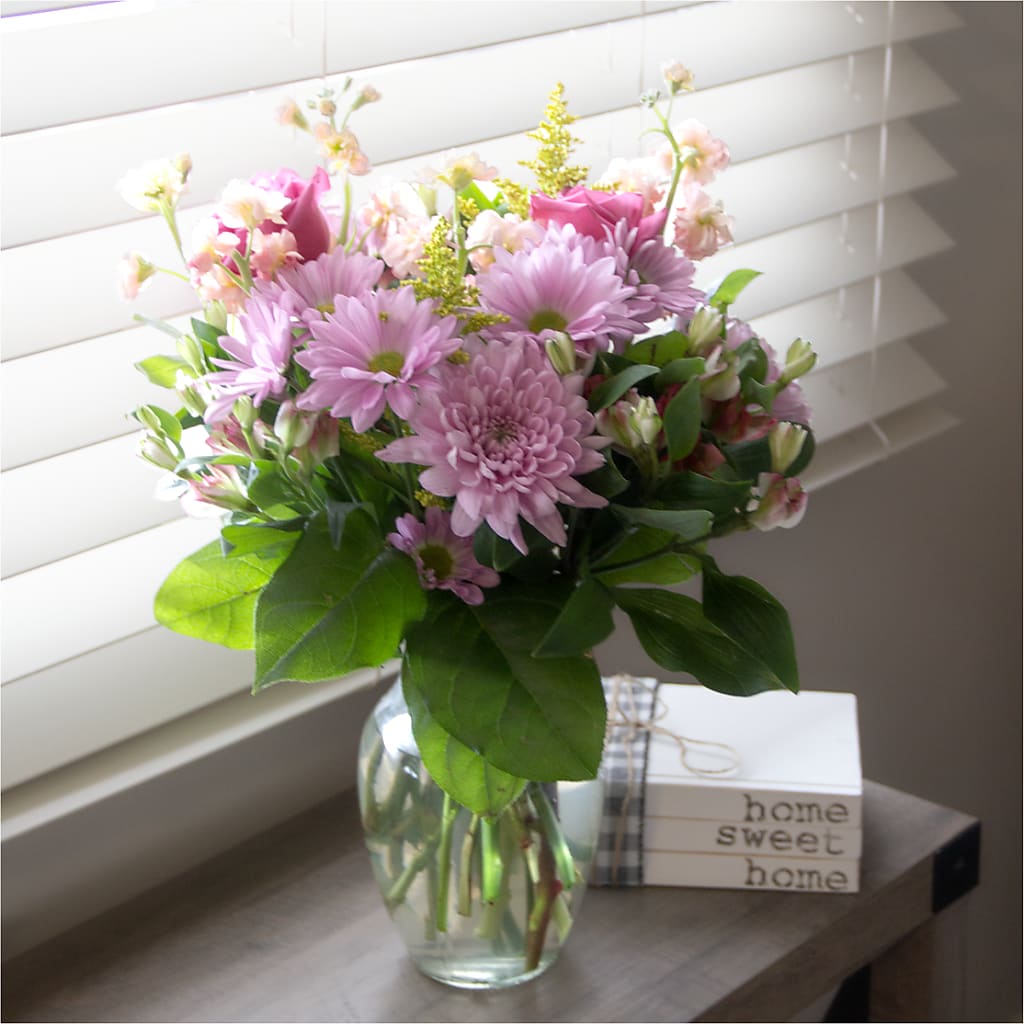 Pastel Tradition - A Florist Original –  Guilles Flower Shop And Catering, San Jose CA