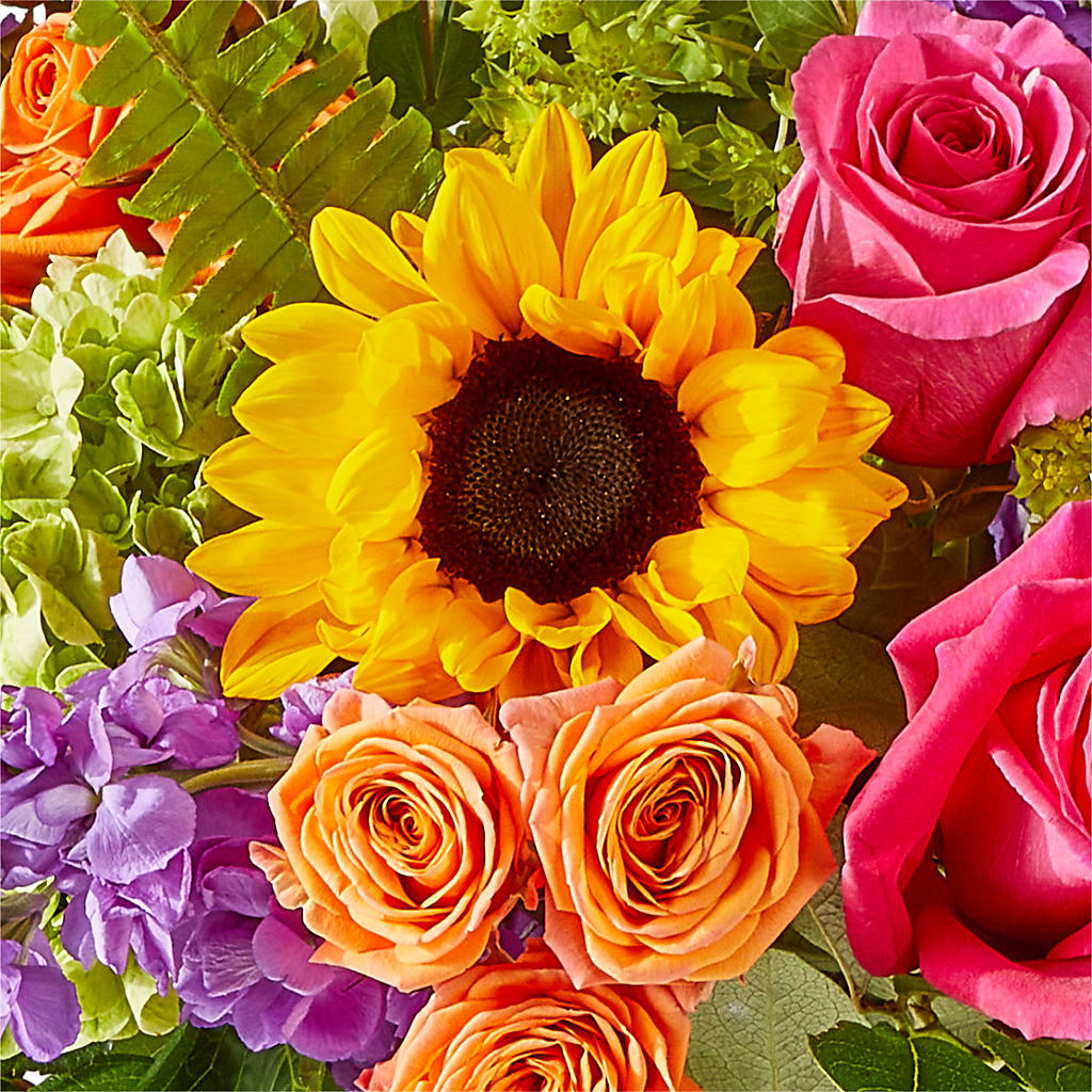 Vibrant Greetings Bouquet –  Guilles Flower Shop And Catering, San Jose CA