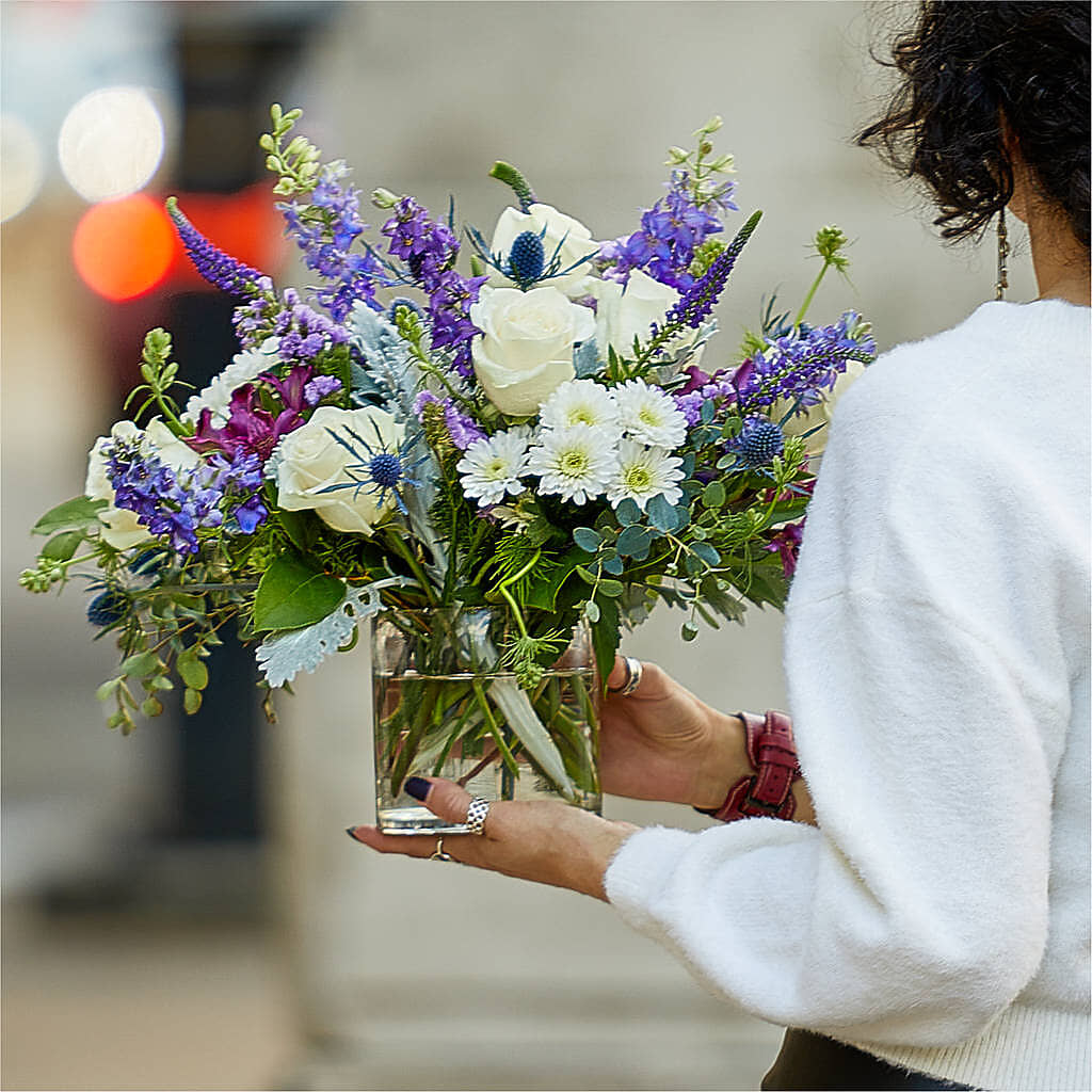 Shooting Star Bouquet –  Guilles Flower Shop And Catering, San Jose CA